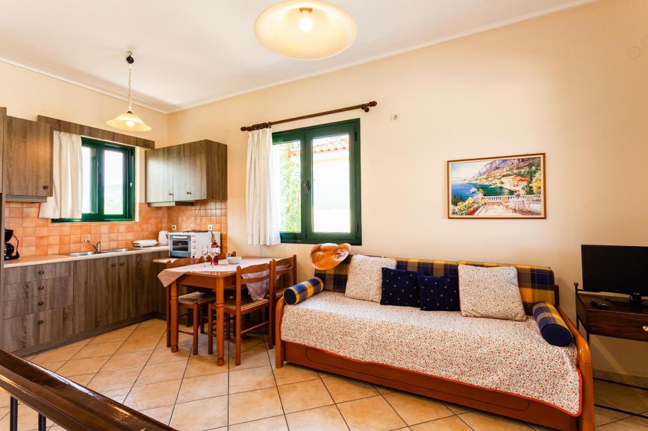 Dukes Poolside Houses Parálion Ástros Εξωτερικό φωτογραφία