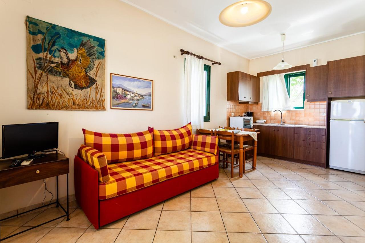 Dukes Poolside Houses Parálion Ástros Εξωτερικό φωτογραφία