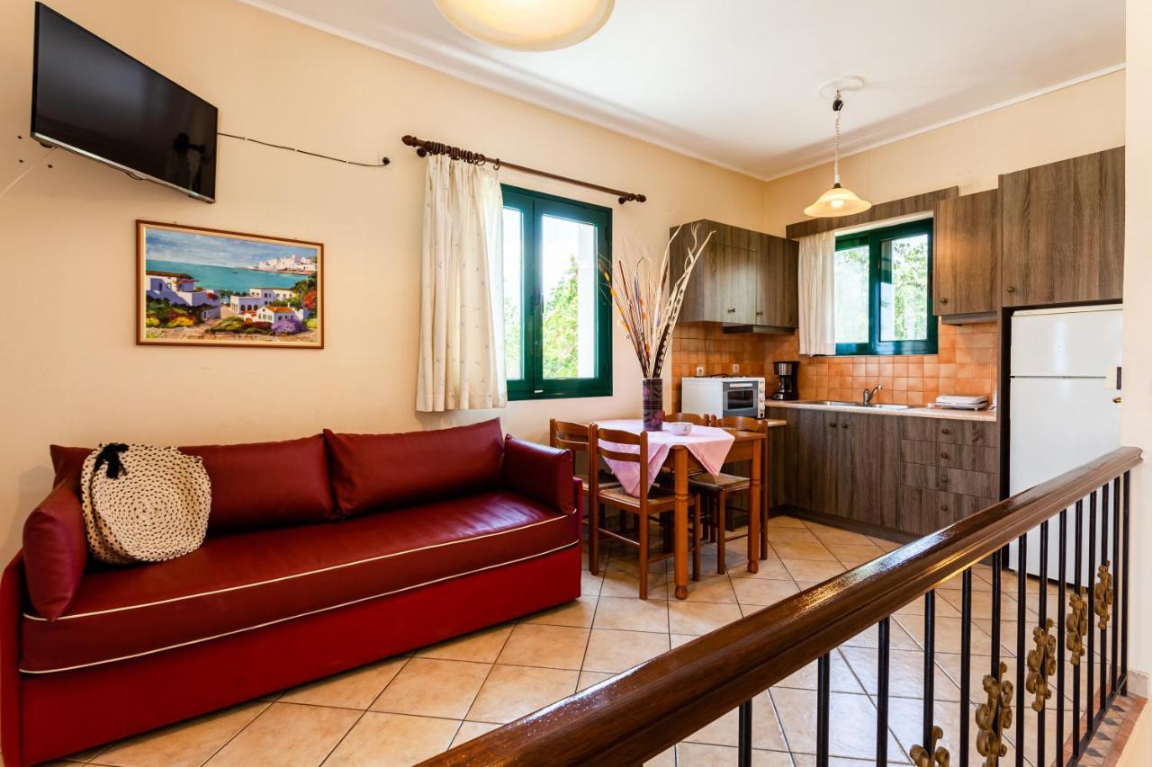 Dukes Poolside Houses Parálion Ástros Εξωτερικό φωτογραφία